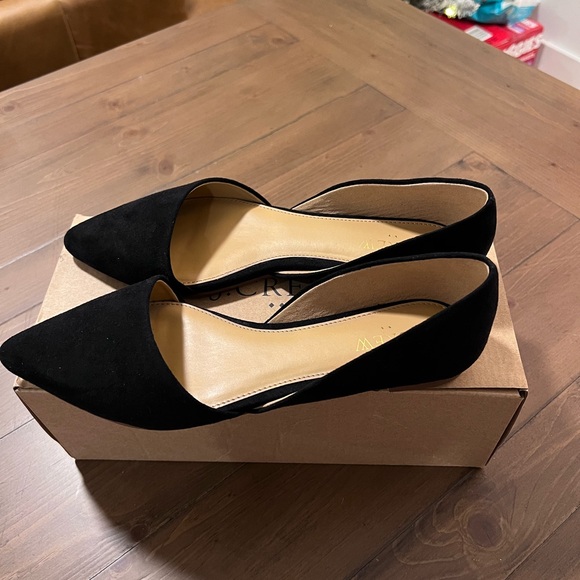 J. Crew Women's Black Suede Flats. Only worn in home once. Smoke free home - Picture 6 of 6